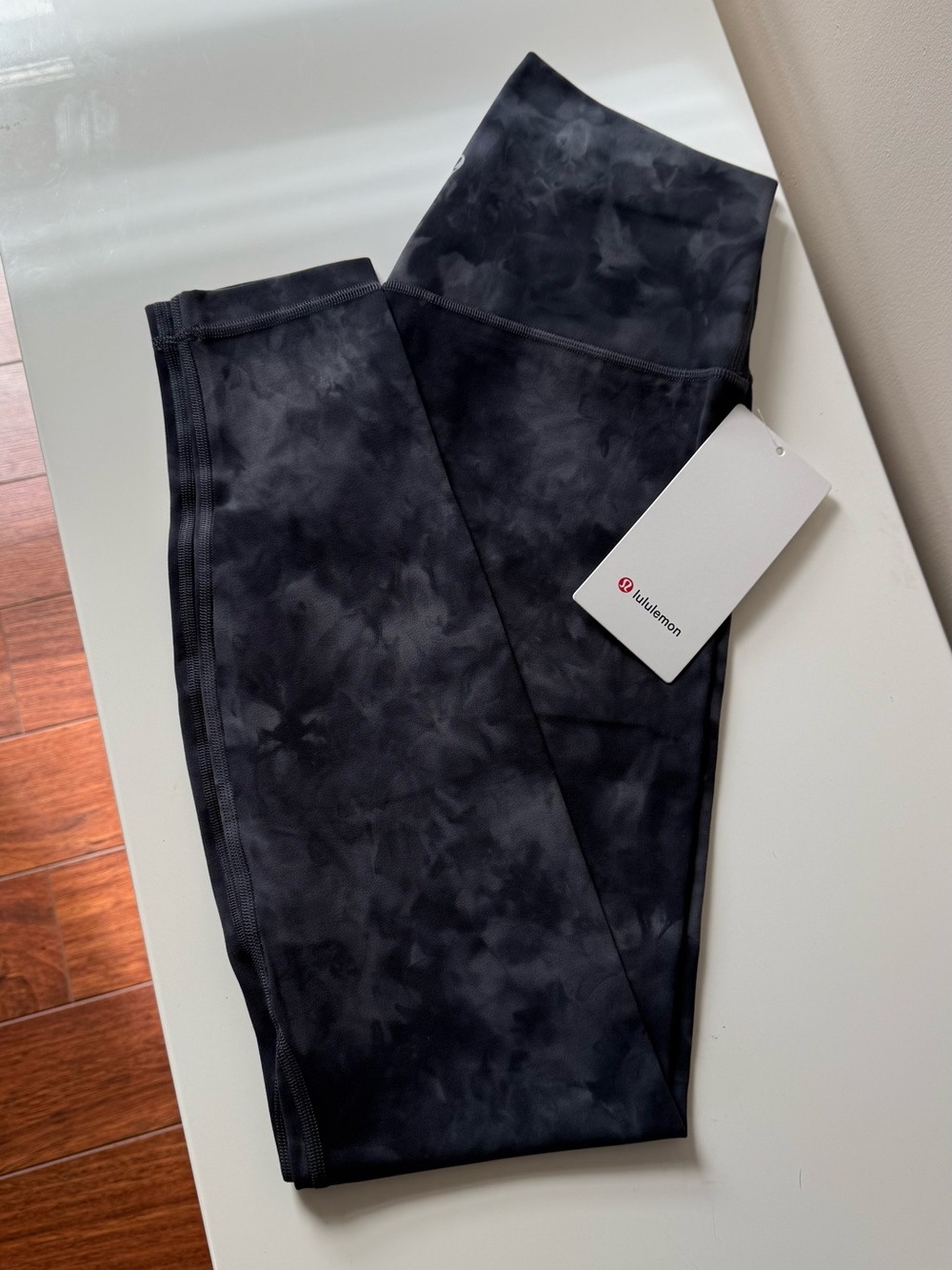 Size 8 align HR 28” diamond dye pitch grey